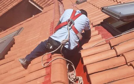 reparacion de tejados con goteras en parla, madrid